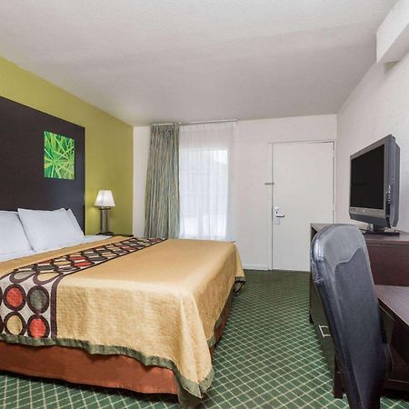 Motel Super 8 By Wyndham Augusta Esterno foto