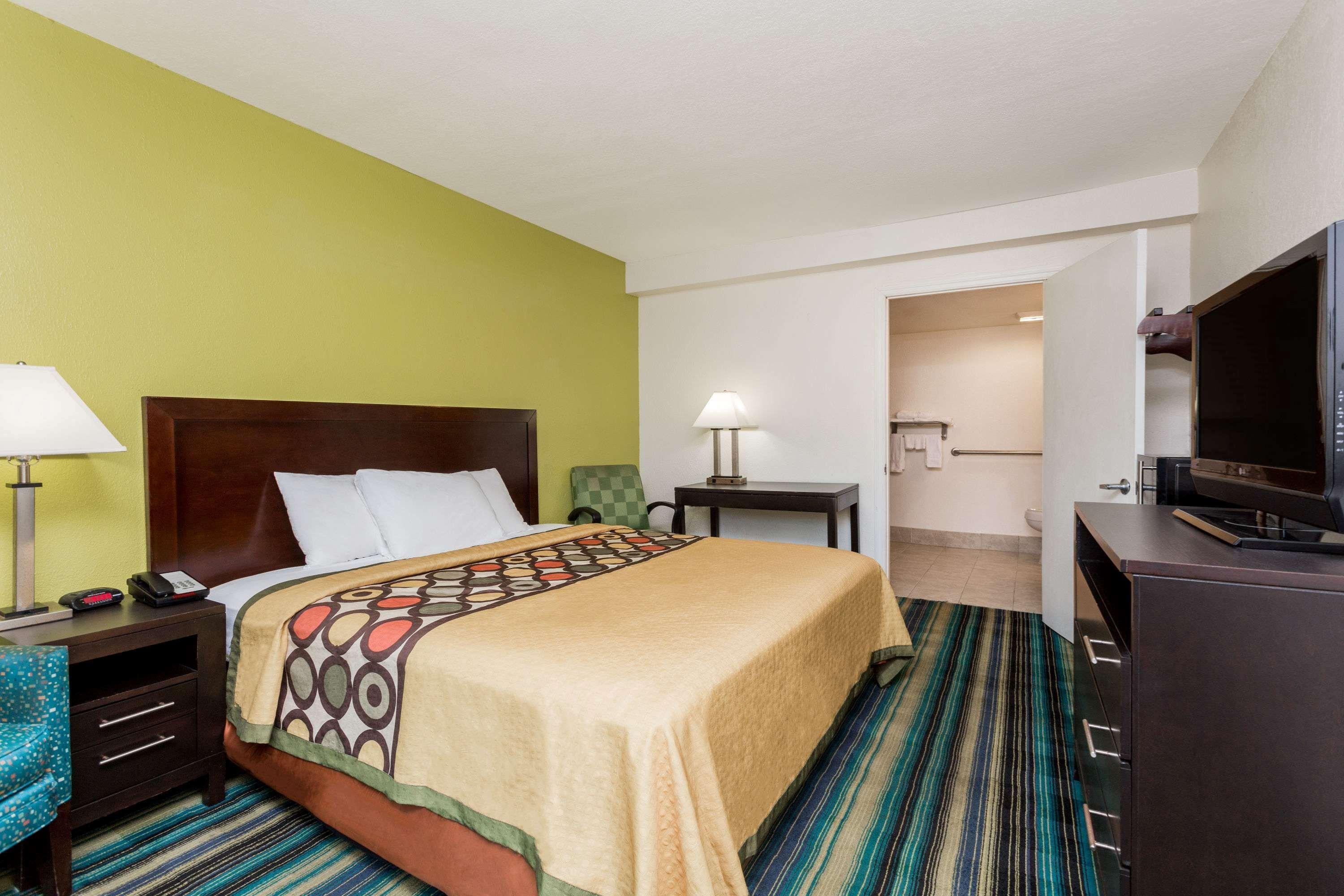 Motel Super 8 By Wyndham Augusta Esterno foto